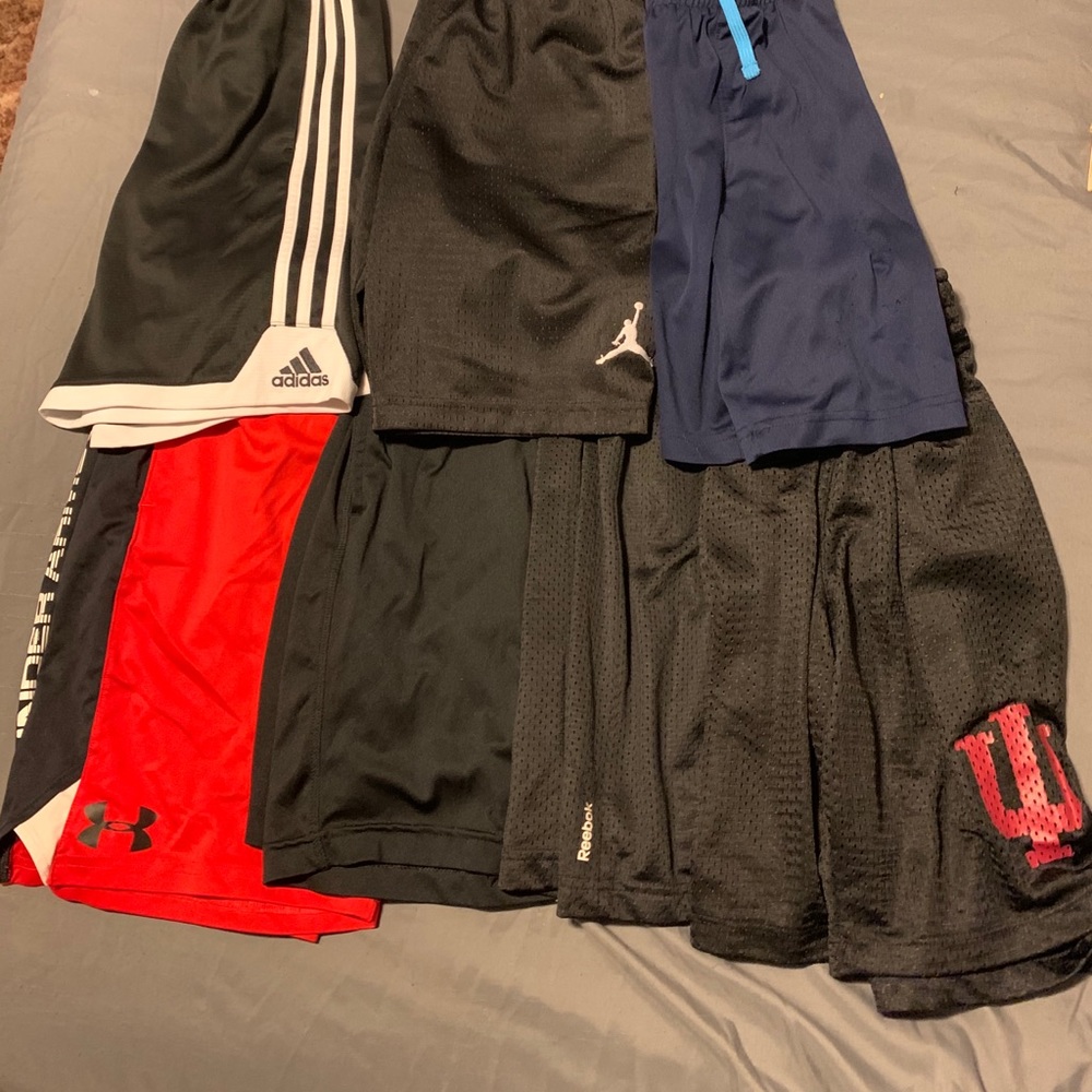 Lot of 7 boys athletic shorts